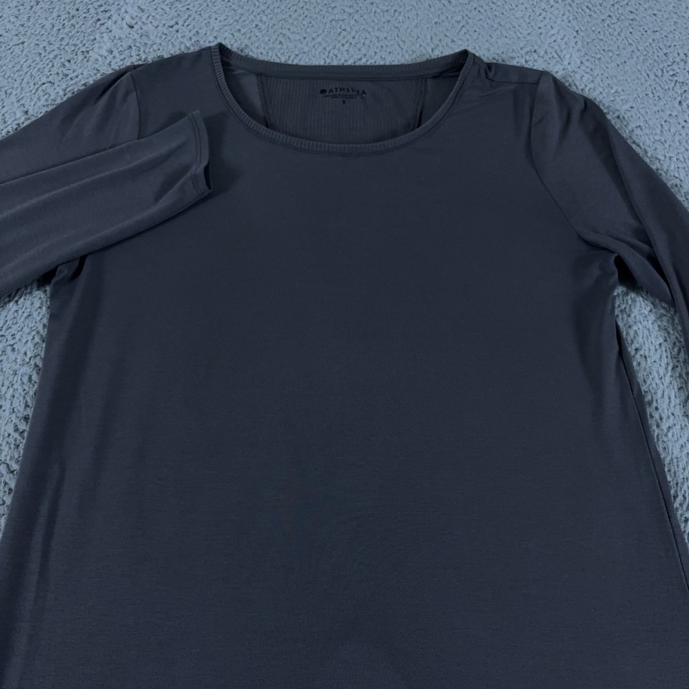 Athleta Essence Semi Fit Long Sleeve Shirt Womens Small Gray Athletic Gym Casual